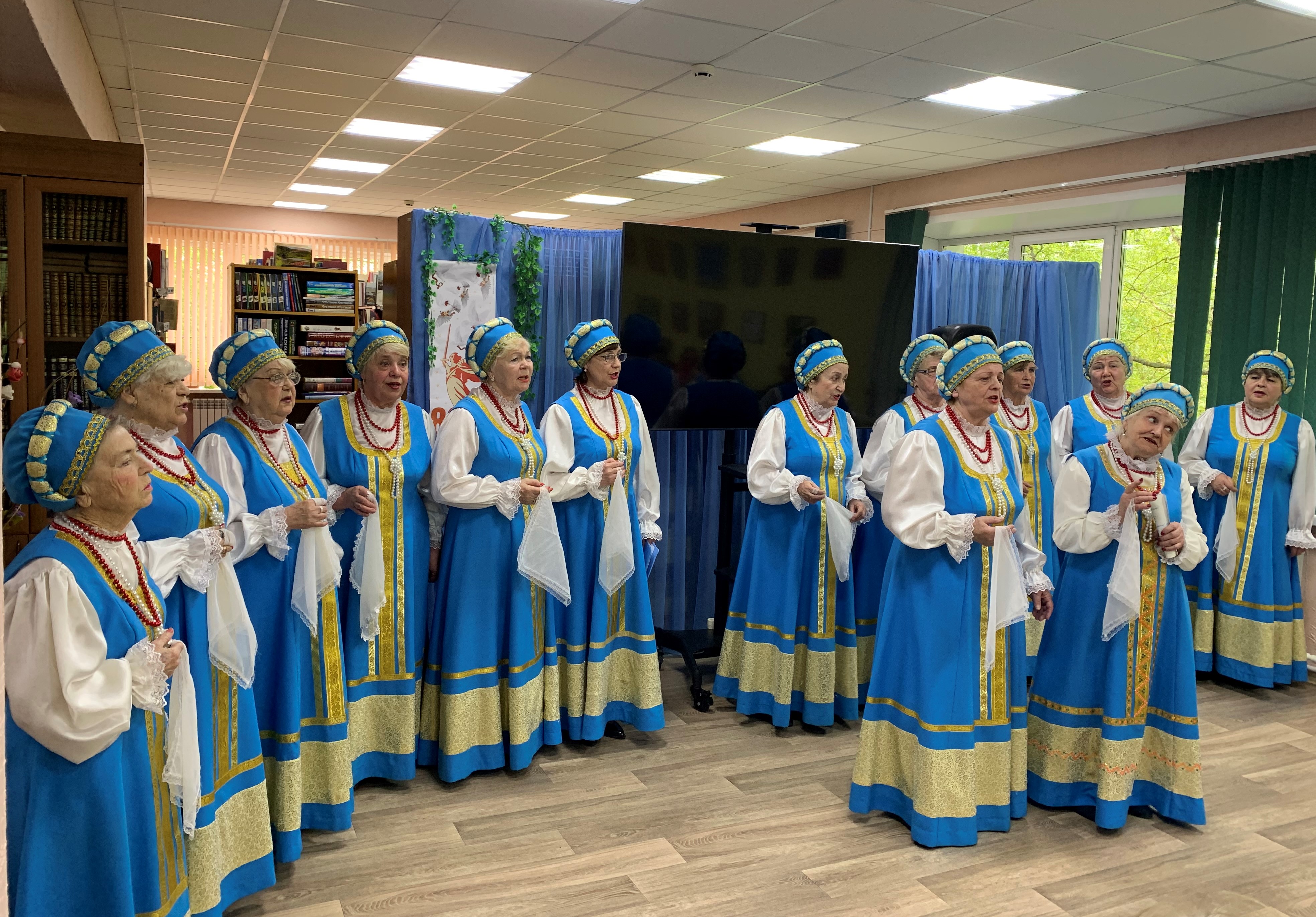 ПРАЗДНИК ПЕСНИ ОТ «ДМИТРОВЧАНОЧКИ».