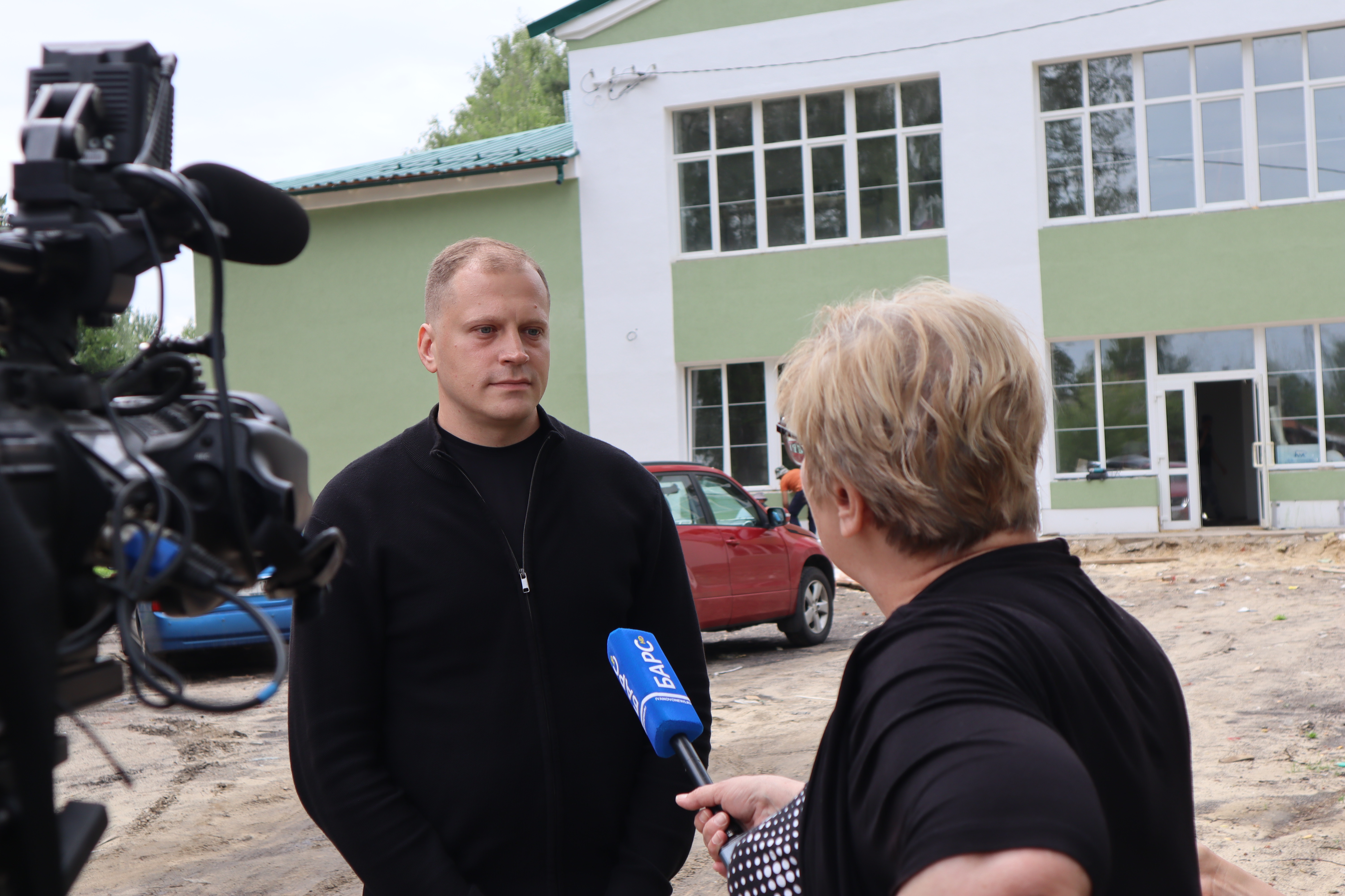 В Заволжском районе при поддержке Минсельхоза России капитально ремонтируют два сельских дома культуры.