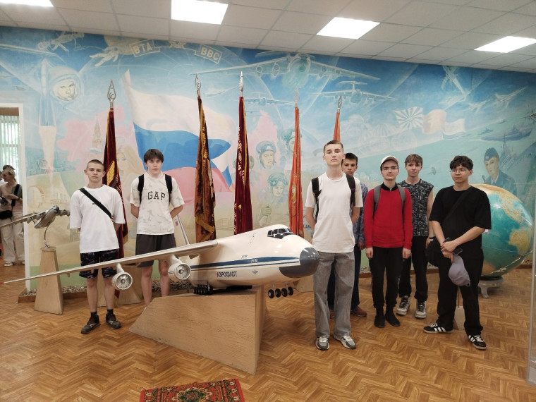 День призывника. День призывника.