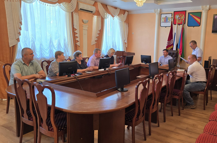 Оперативное совещание при Главе Заволжского муниципального района. Оперативное совещание при Главе Заволжского муниципального района.